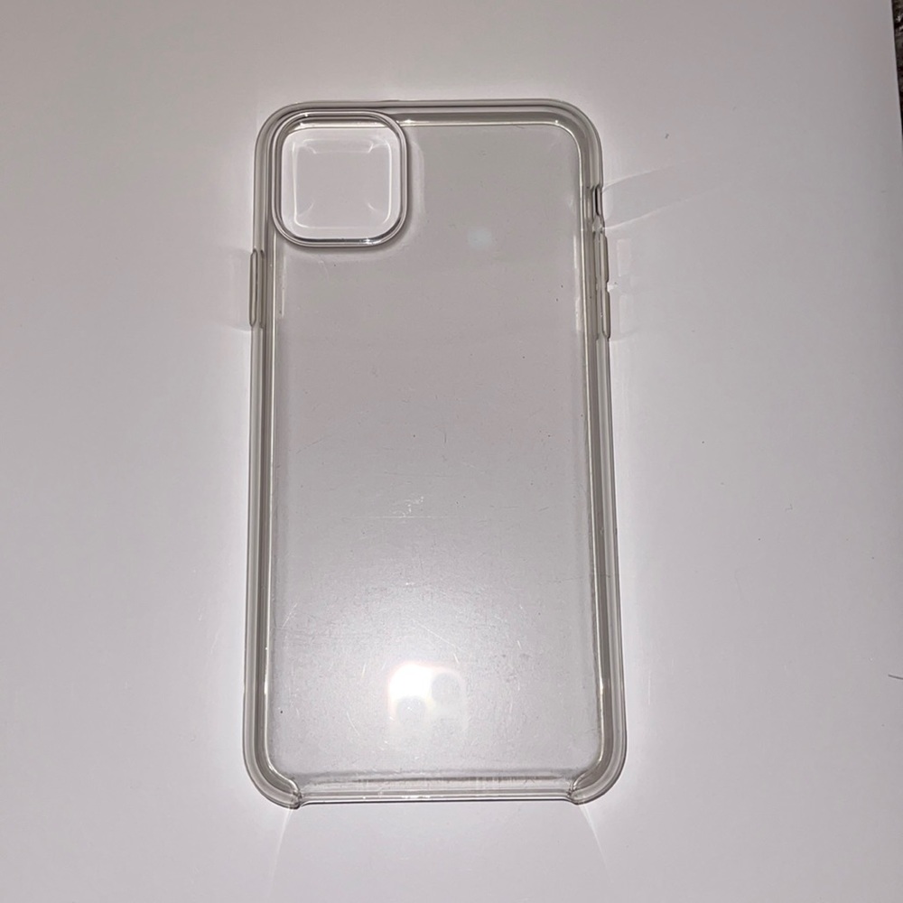 iPhone 11 pro max clear case